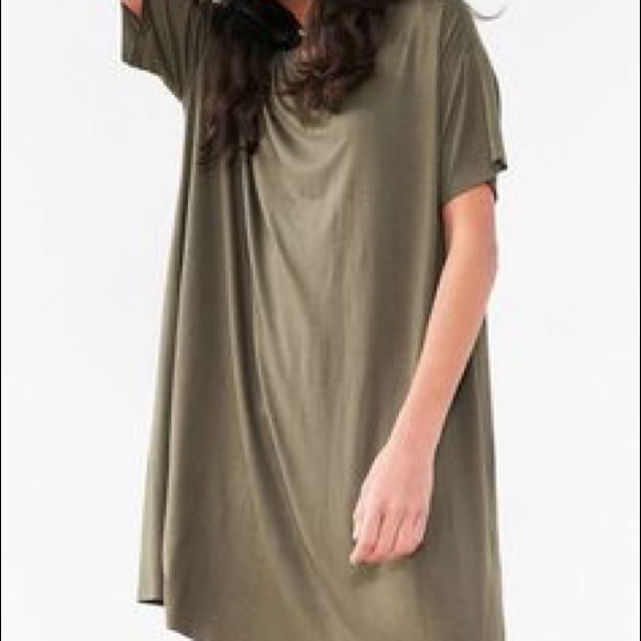 dark green t shirt dress